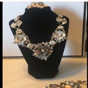 White House Black Market (WHBM) statement necklace & bracelet